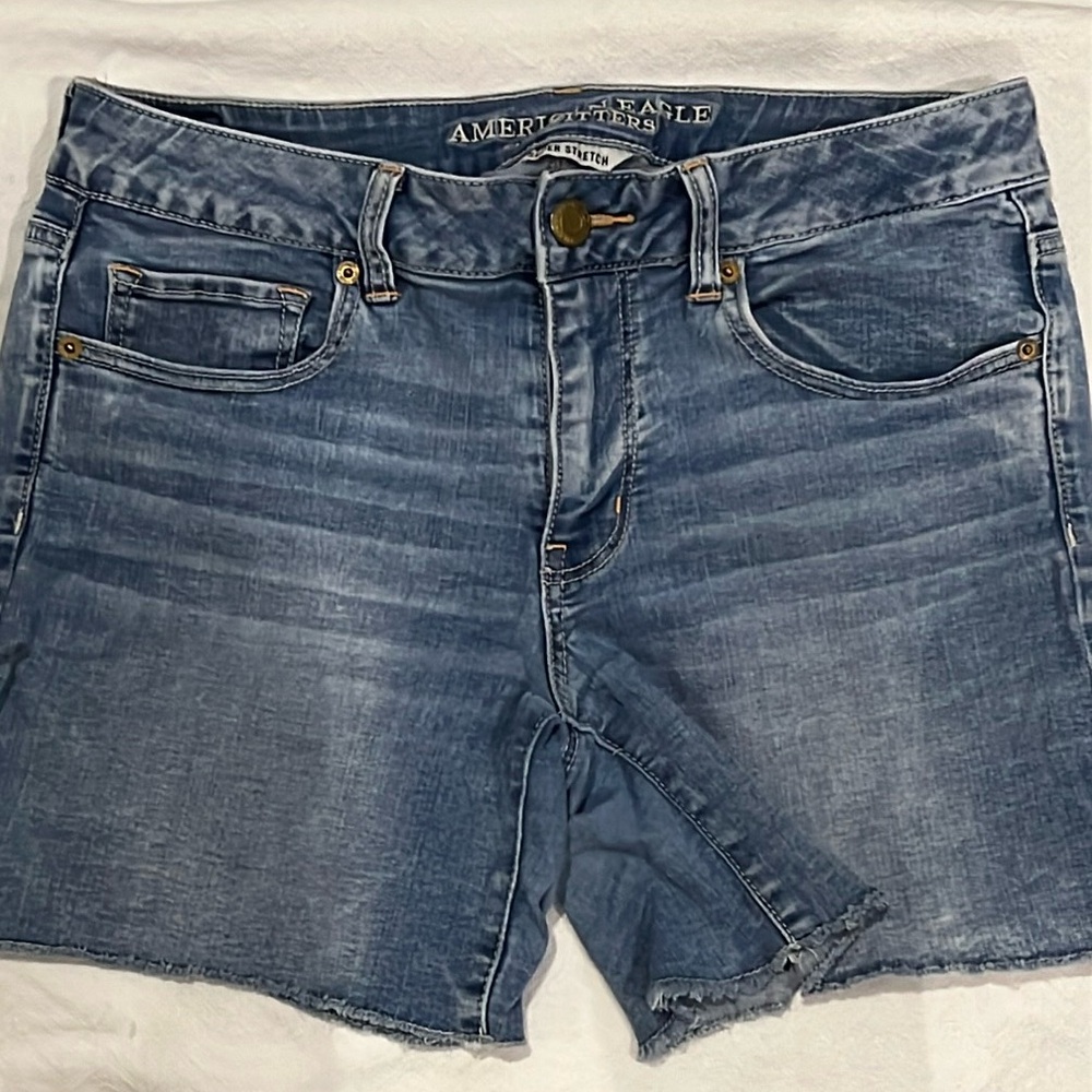 American Eagle Outfitters Blue Jeans Classic Denim Size:12 Super Stretch Midi